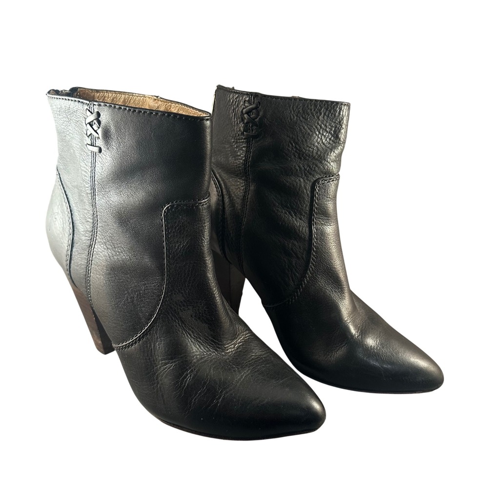 Frye Regina Black Leather Pointed Toe Stacked‎ Heel Ankle Booties 7.5 Back Zip